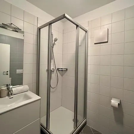 アパート Art ニーダーンジル